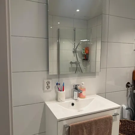 Апартаменты Oceanfront Stay, Large Balcony And Rooftop Access Берген