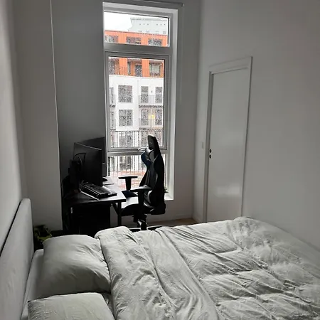 Oceanfront Stay, Large Balcony And Rooftop Access Apartmán Bergen