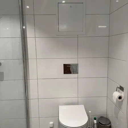 Oceanfront Stay, Large Balcony And Rooftop Access *